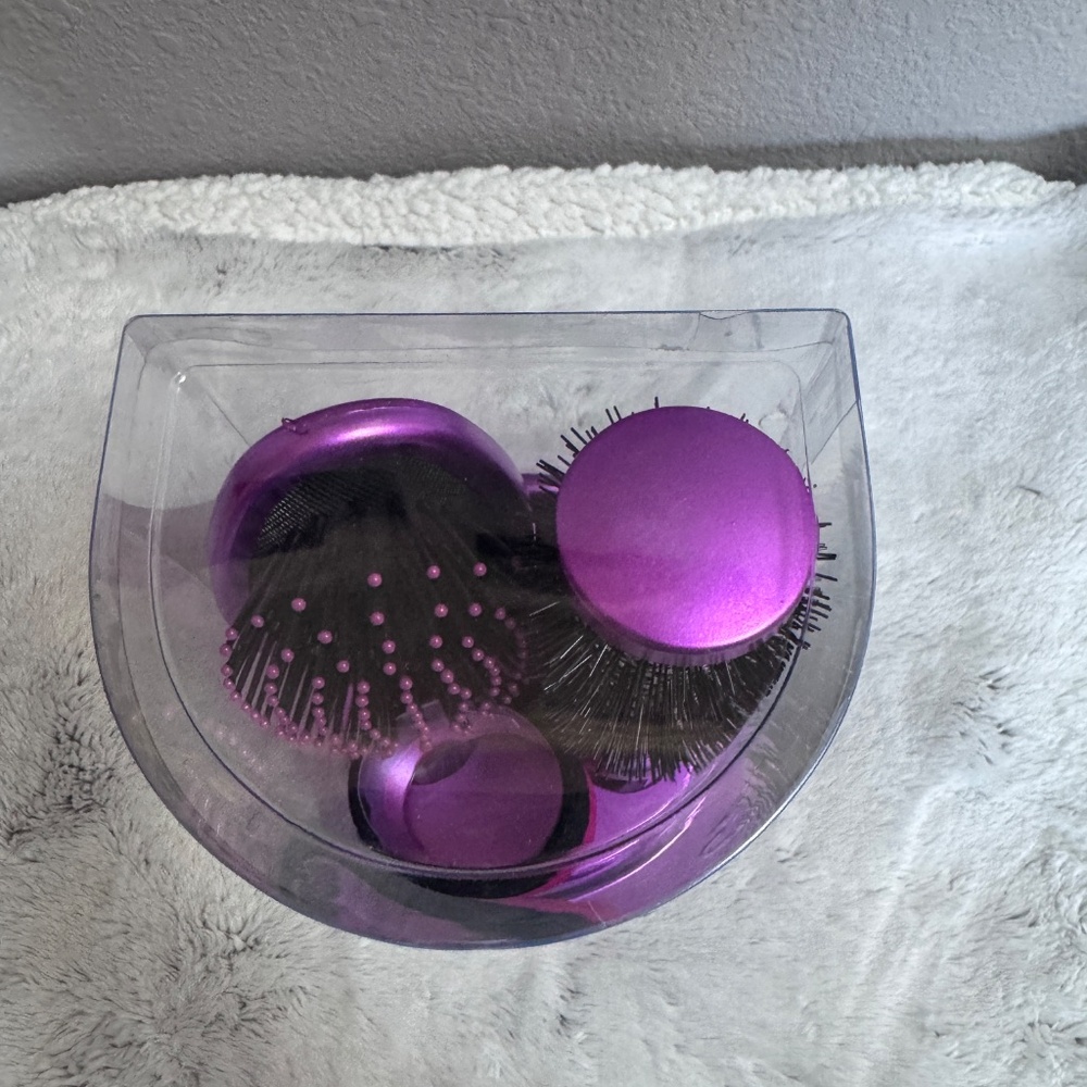 12pc Hair Care set~2 brushes, mirror,🪞,elastic hair bands, cylinder NWT - Picture 2 of 11